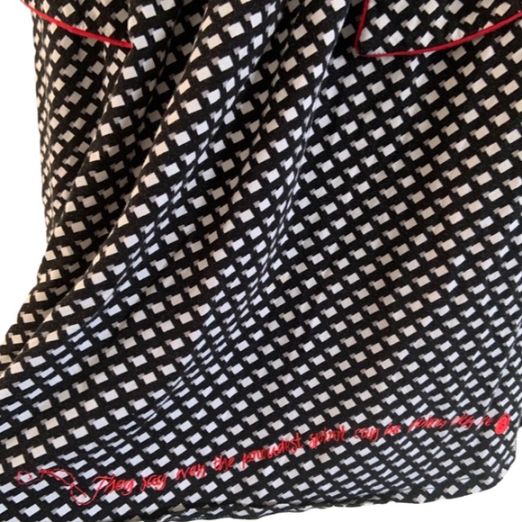 Coraline 2019 LAIKA black white red XS drees cotton-spandex short leaves - Picture 6 of 7
